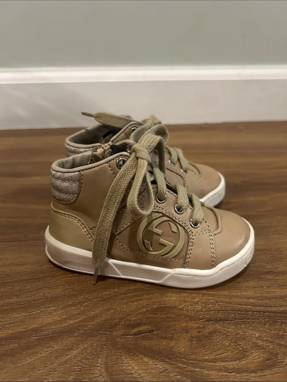 Gucci Kids Beige High-Top Logo Sneakers